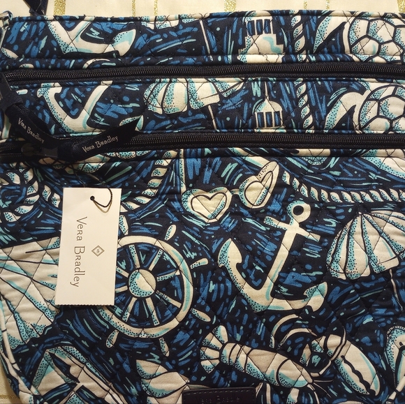 Vera Bradley crossbody NWT - Picture 4 of 4